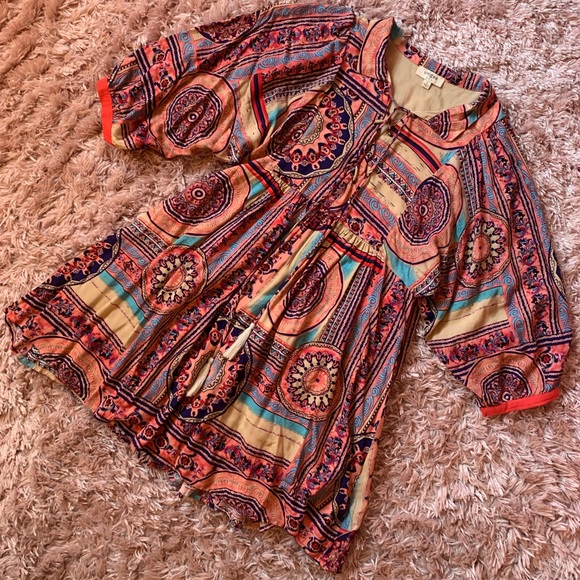 Umgee Dresses & Skirts - Umgee Boho Lace-Up Tunic Size Small